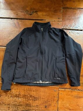 L.L. Bean Men’s Black Lightweight Softshell Jacket